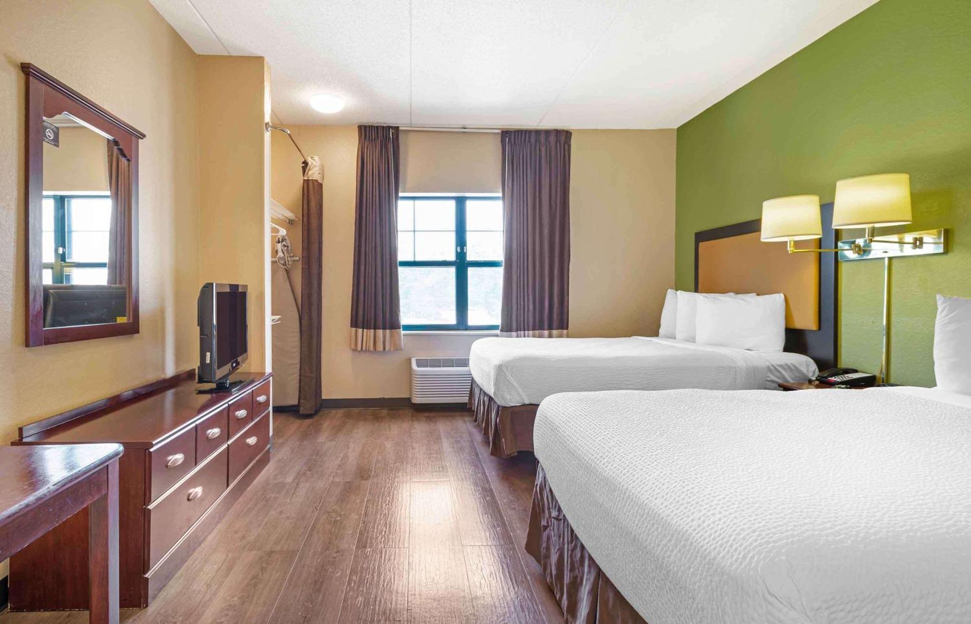 เอ็กซ์เทนด์ สเตย์ อเมริกา - ปริ้นซ์ตัน - เซาท์ บรันส์วิก Hotel South Brunswick Terrace ภายนอก รูปภาพ