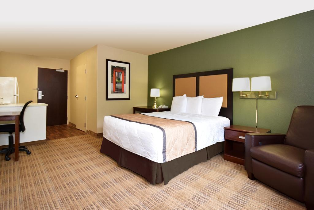 เอ็กซ์เทนด์ สเตย์ อเมริกา - ปริ้นซ์ตัน - เซาท์ บรันส์วิก Hotel South Brunswick Terrace ภายนอก รูปภาพ